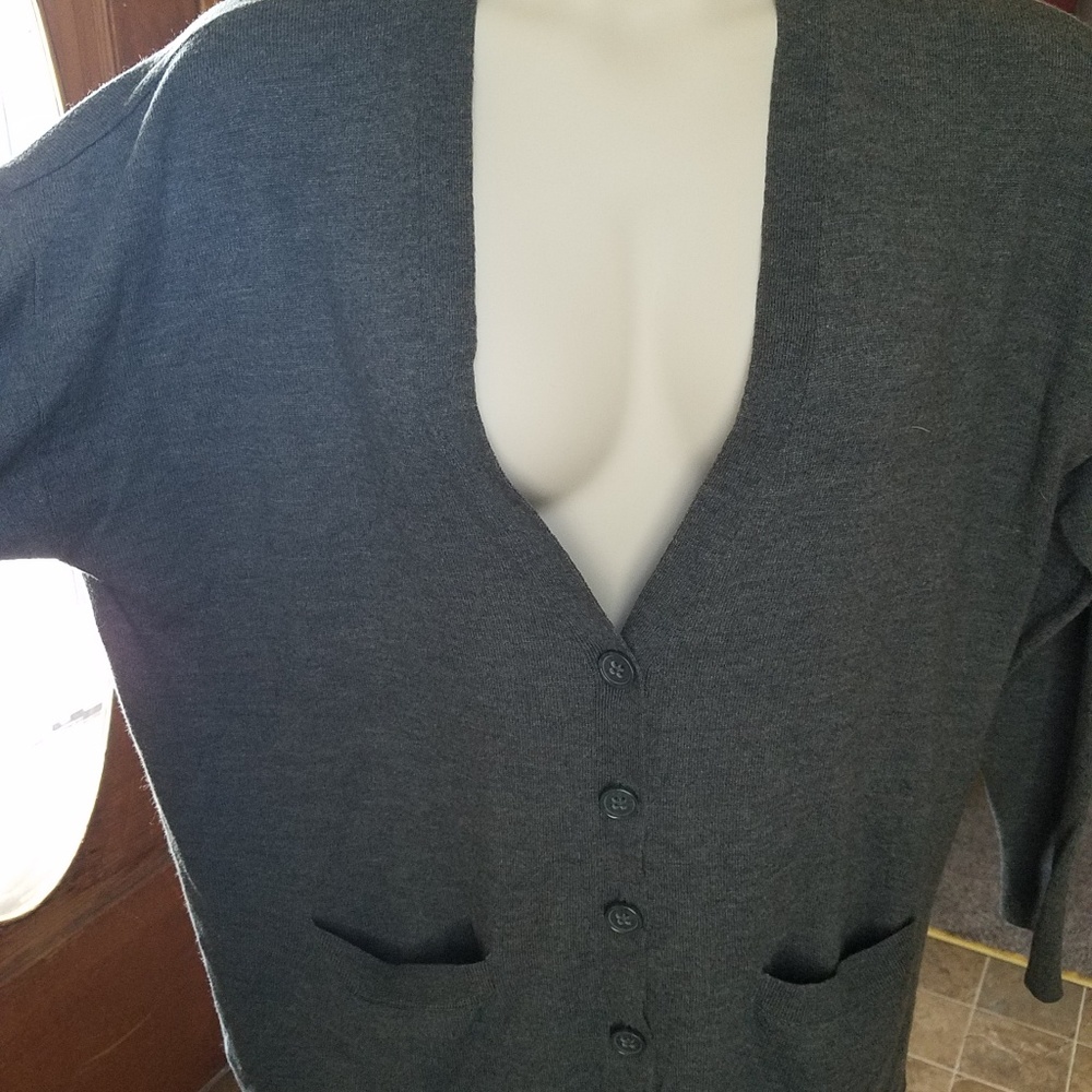 Sweater - Picture 3 of 5